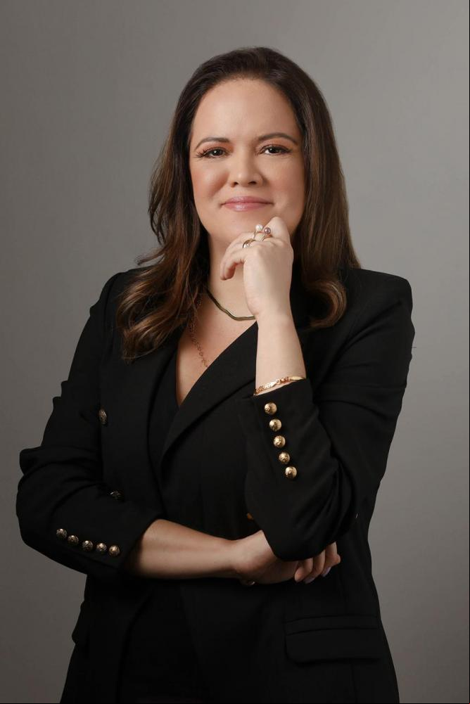 Colunista Juliene Aglio Oliveira Parrão