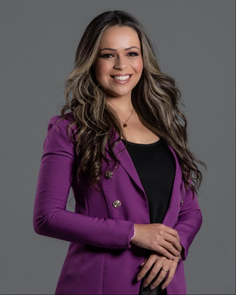 Colunista Stephanie Fonseca 