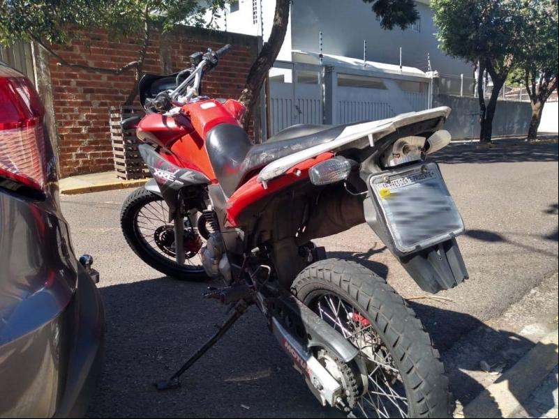 Roberto Kawasaki - Motocicleta apreendida era conduzida por adolescente