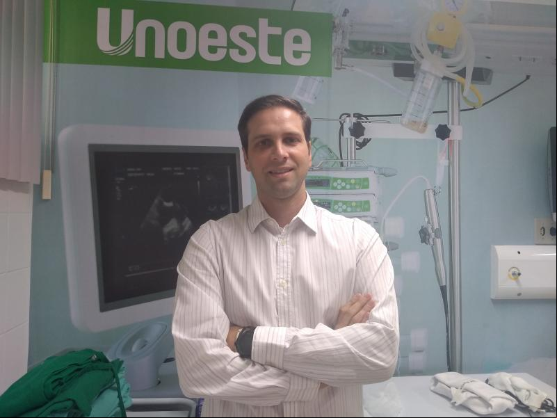 Weverson Nascimento: Gabriel de Oliveira Lima Carapeba, MÉDICO FISIATRA