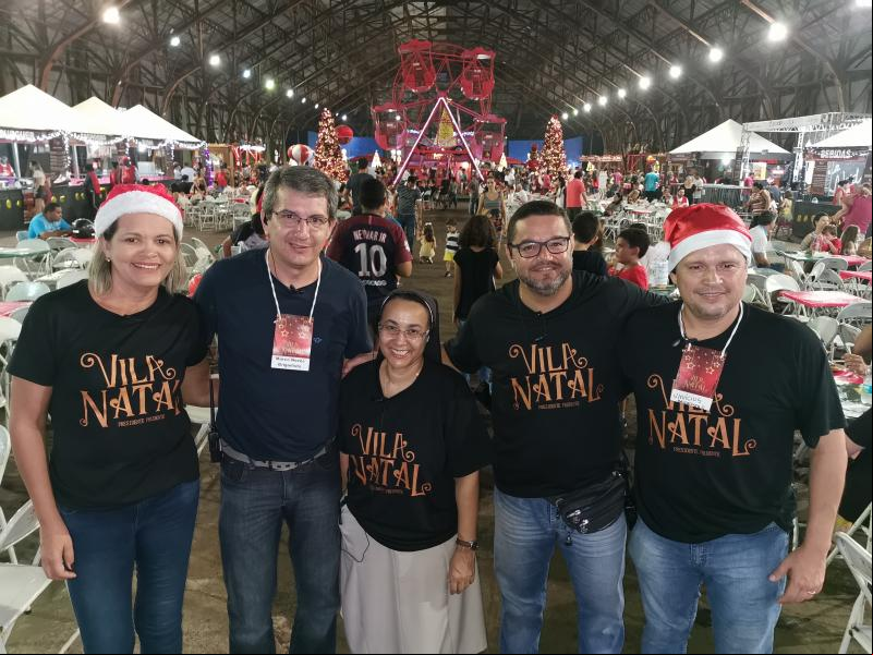 Comissão organizadora da Vila Natal: Elizandra Rodrigues, Marco Neves, Irmã Penha, Leandro Pires, Vinicius Vigarinho