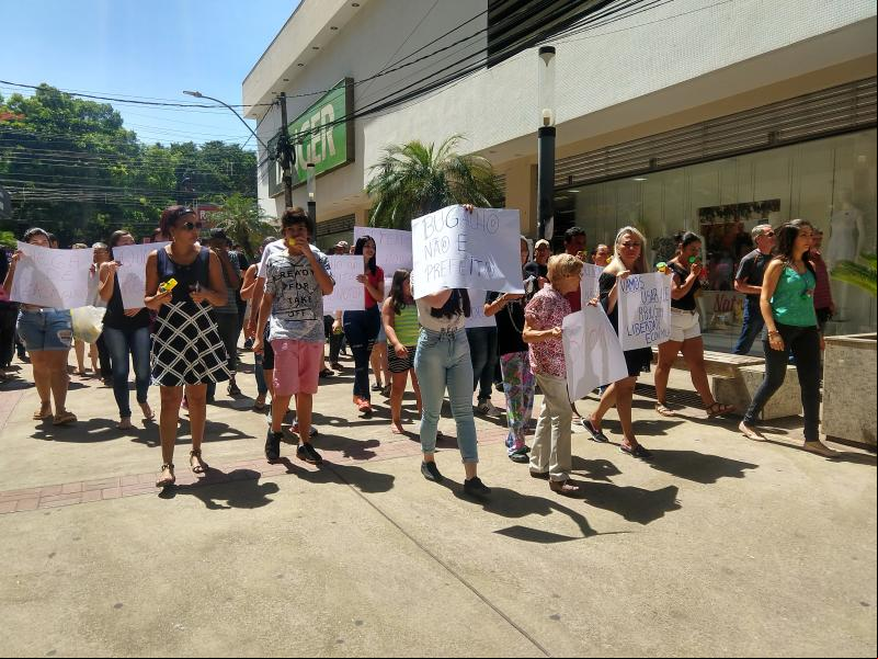 Isadora Crivelli - Boxistas saíram em eata da Praça da Bandeira até a Prefeitura, ontem