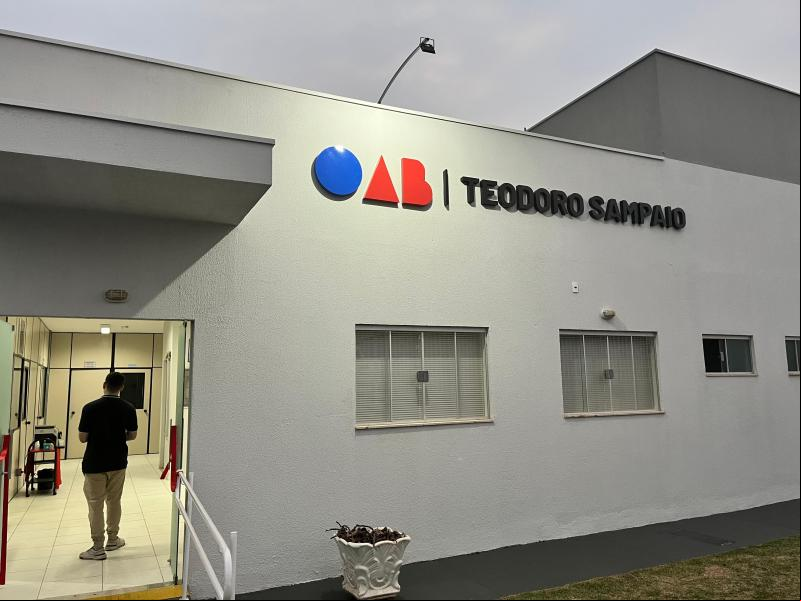 Marcus Liborio/OAB-SP Em Teodoro Sampaio, Leonardo realizou a entrega da nova subseção, que ou por reforma